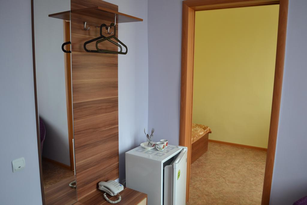 Hotel Ural Orsk Δωμάτιο φωτογραφία