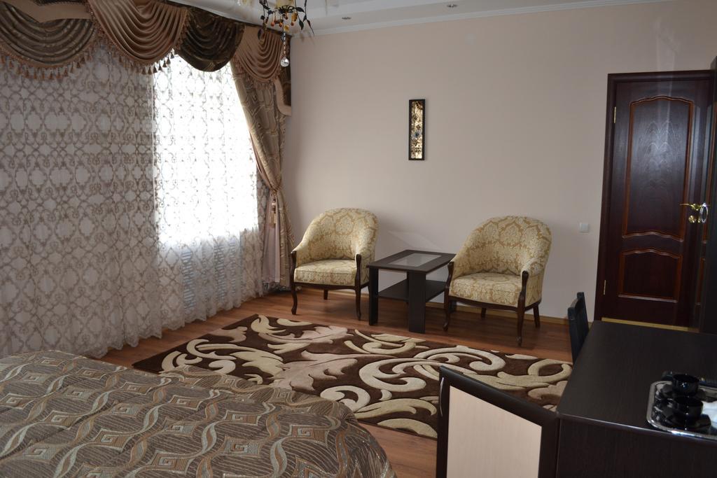 Hotel Ural Orsk Δωμάτιο φωτογραφία