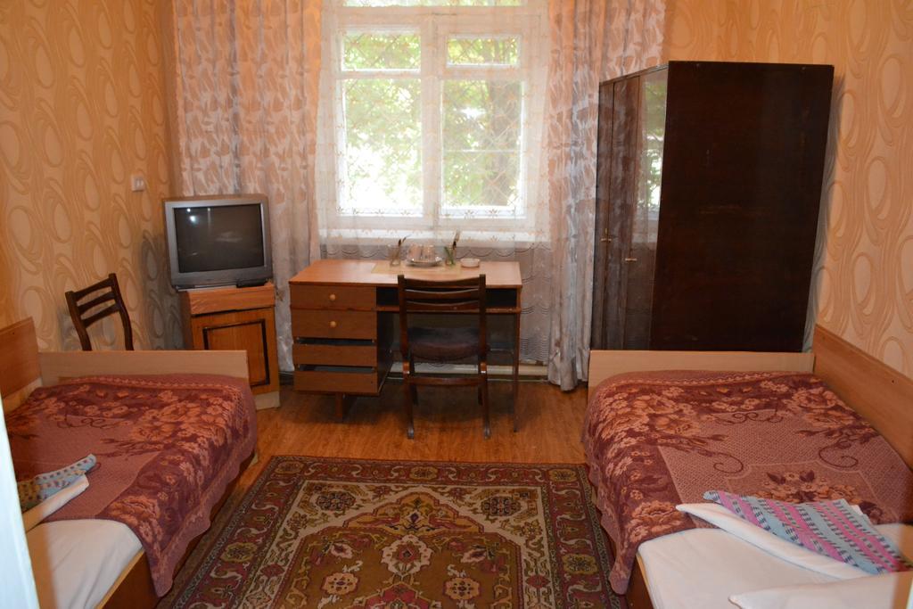 Hotel Ural Orsk Δωμάτιο φωτογραφία