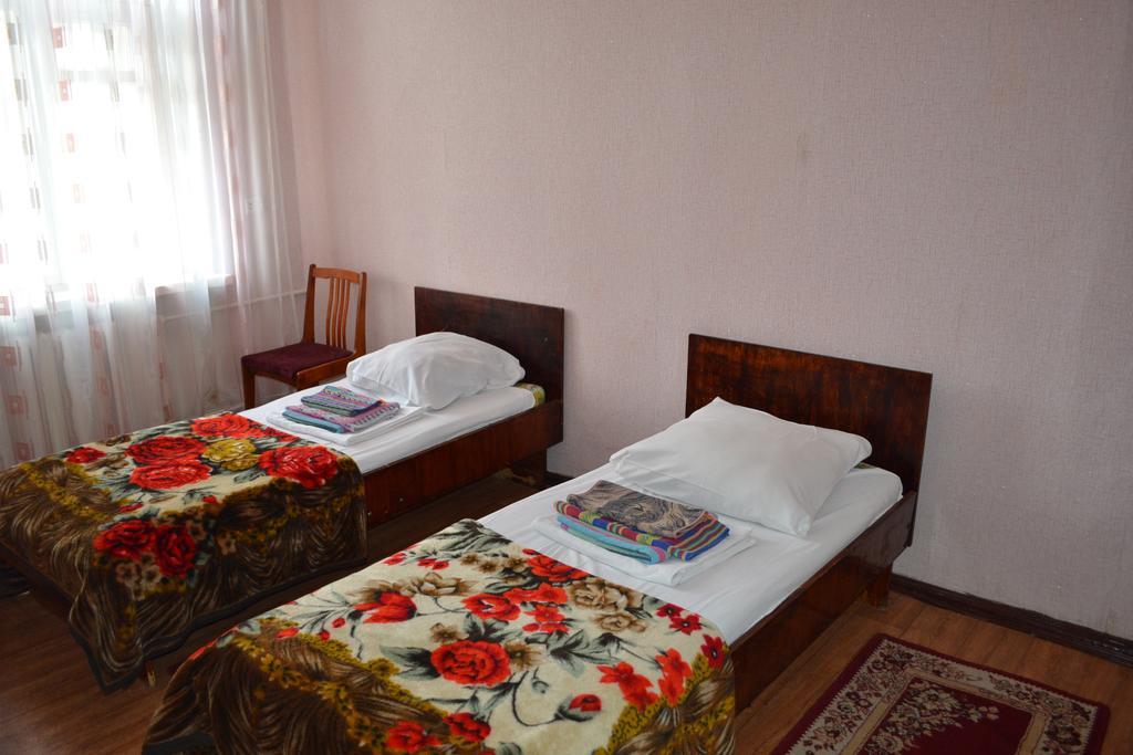 Hotel Ural Orsk Δωμάτιο φωτογραφία