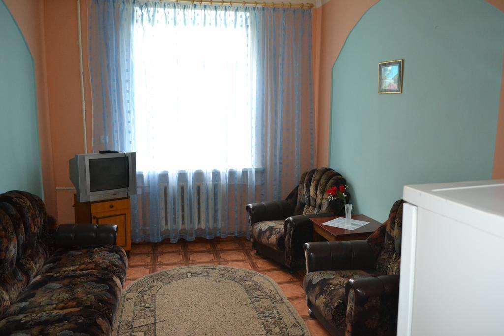 Hotel Ural Orsk Δωμάτιο φωτογραφία